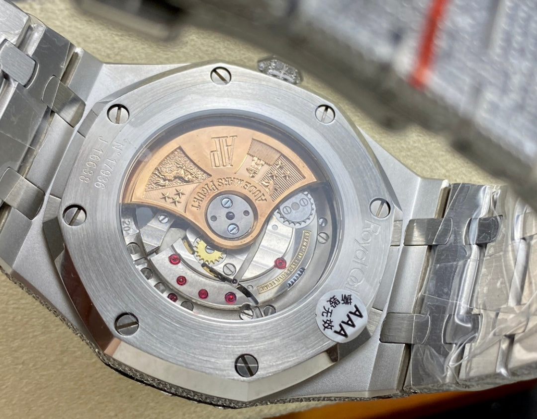 Royal Oak 15400 – Fully Iced Out (Silver & Emerald Green Finish)