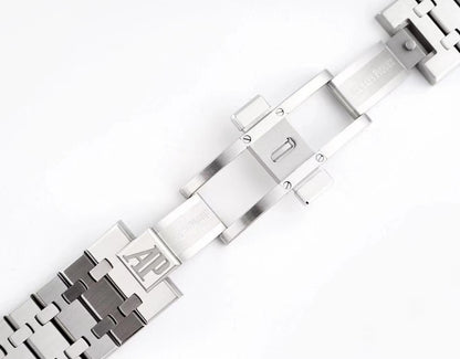 Audemars Piguet Royal Oak 26574 / 26606 – White & Silver Luxury Edition
