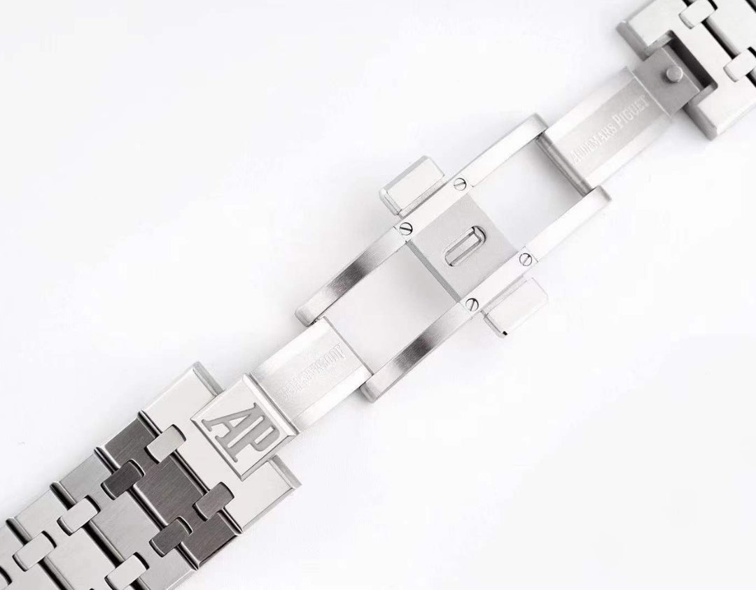 AP Audemars Piguet Royal Oak 26574 / 26606 – Silver and Sky Blue Luxury Edition