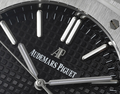 Audemars Piguet Royal Oak 15400 – V4 Heavy Upgrade Edition with Black Dial